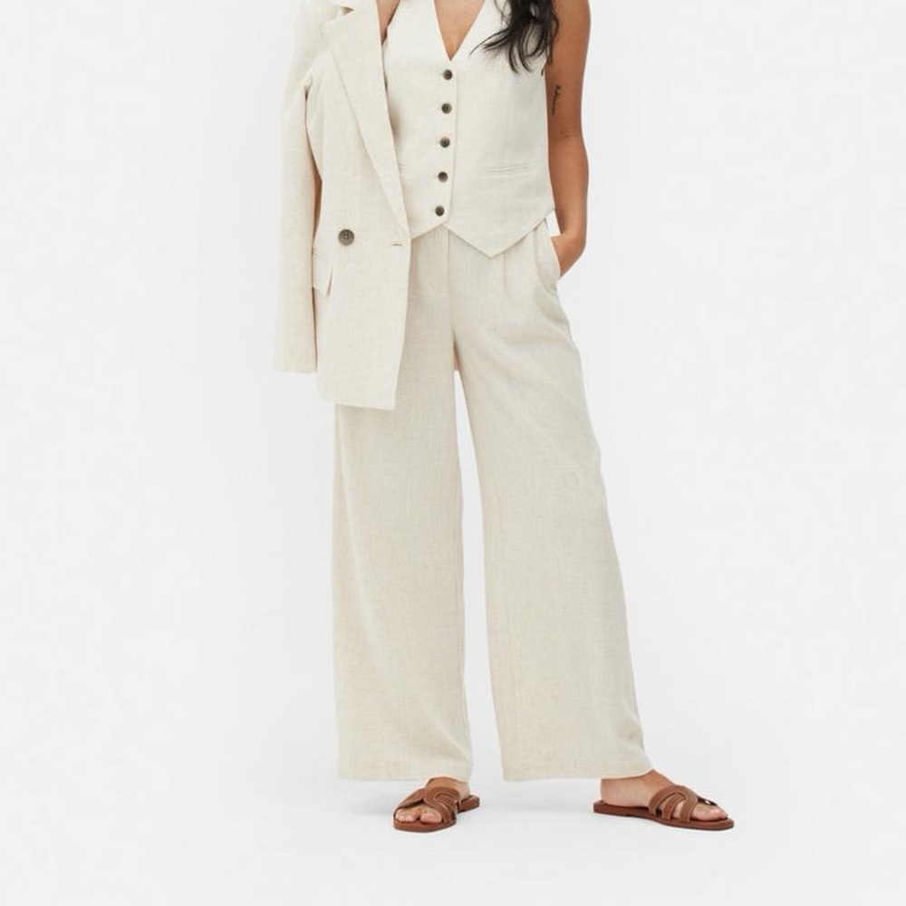 Perfect Lightweight Pants: Primark Linen Blend Wide Leg Trousers